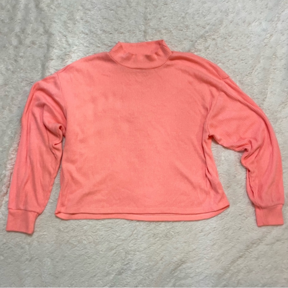 5/25🦋 June and Hudson Hot Pink Mock Neck Long Sleeve Shirt Size Medium